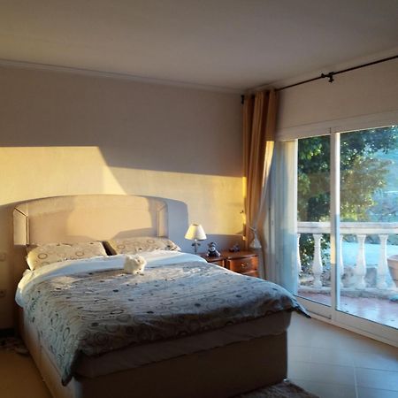 Villa De La Rosa Malaga Luaran gambar